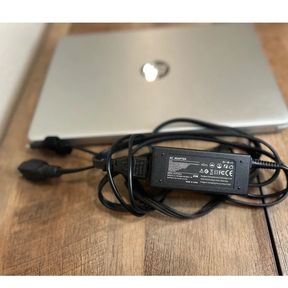 HP Silver Laptop